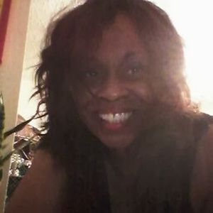 Meet your Posher, Tiedra